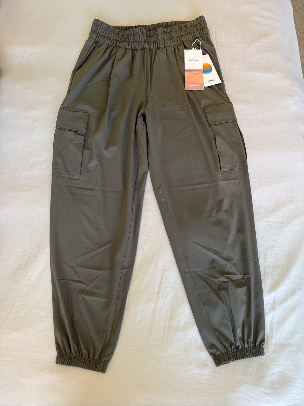 Vuori Villa Cargo Jogger Pants Color Dark Oregano